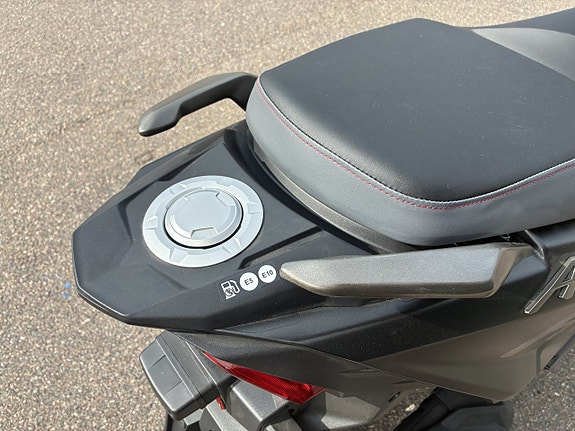 Suzuki Avenis 125 7 of 7