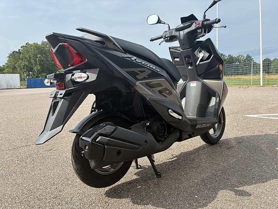 Suzuki Avenis 125 6 of 7