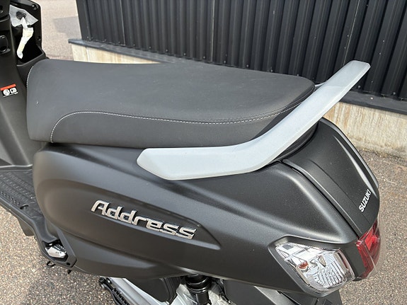 Suzuki Address 125 3 of 6