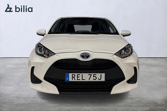 Toyota Yaris 6 of 21