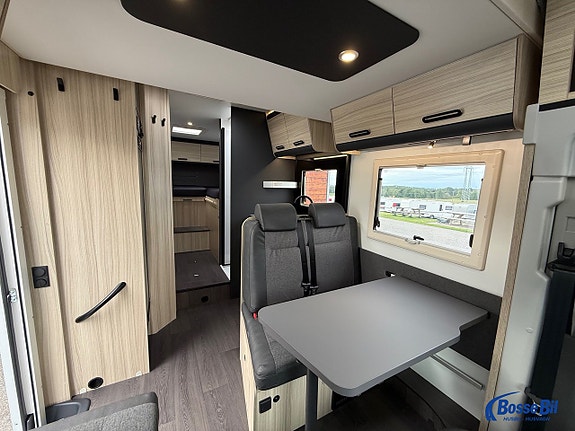 Sun Living S 75 SL * Dieselvärme * 3500 kg * Ford * Automat * Taksäng * 8 of 21