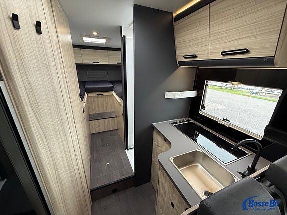 Sun Living S 75 SL * Dieselvärme * 3500 kg * Ford * Automat * Taksäng * 11 of 21