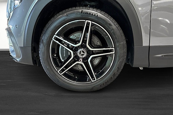 Mercedes-Benz GLB220 d 5 of 14