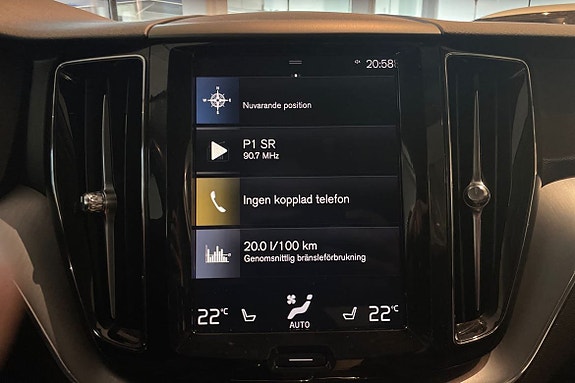 Volvo XC60 15 of 30