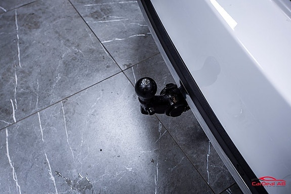Mercedes-Benz GLC220 d 22 of 28
