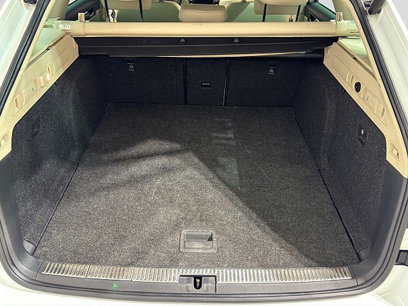 Skoda Superb 29 of 30