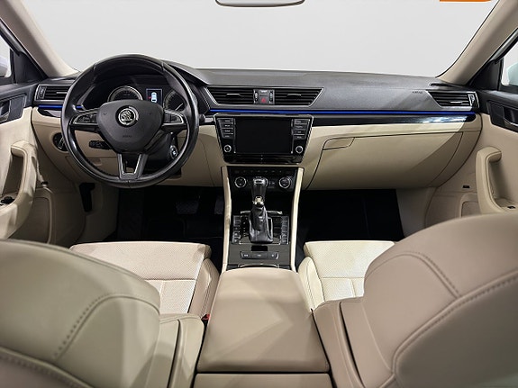 Skoda Superb 10 of 30
