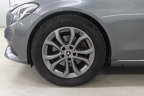 Mercedes-Benz C200 d 21 of 21