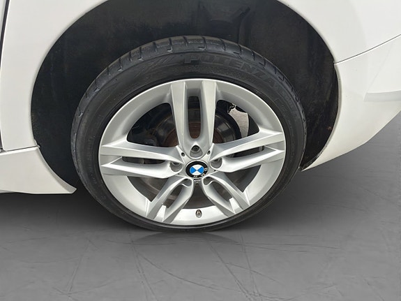 BMW 118d 26 of 28