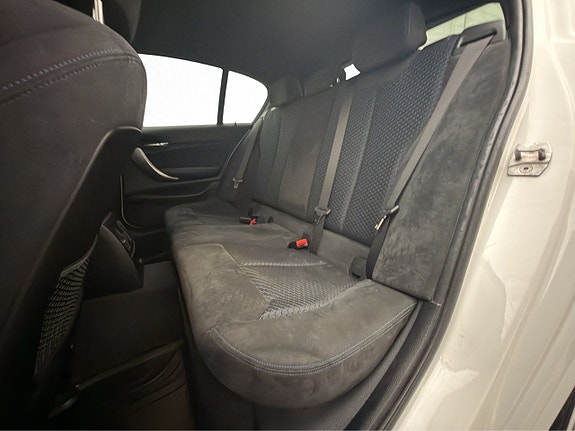 BMW 118d 20 of 28