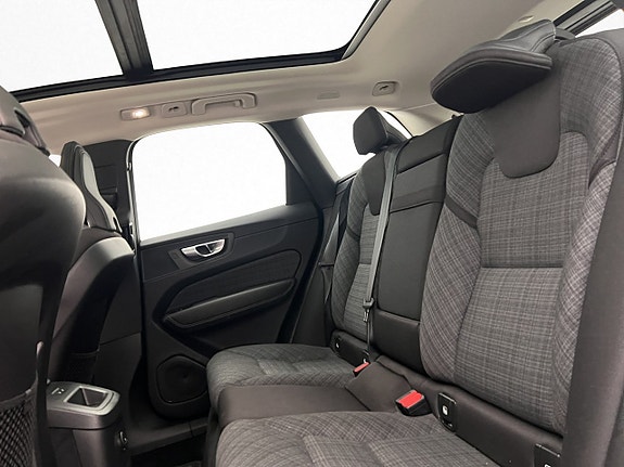 Volvo XC60 28 of 30