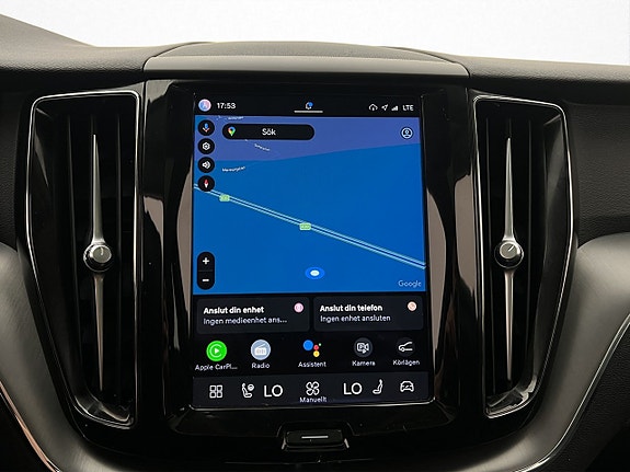 Volvo XC60 18 of 30