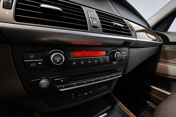 BMW X5 21 of 26