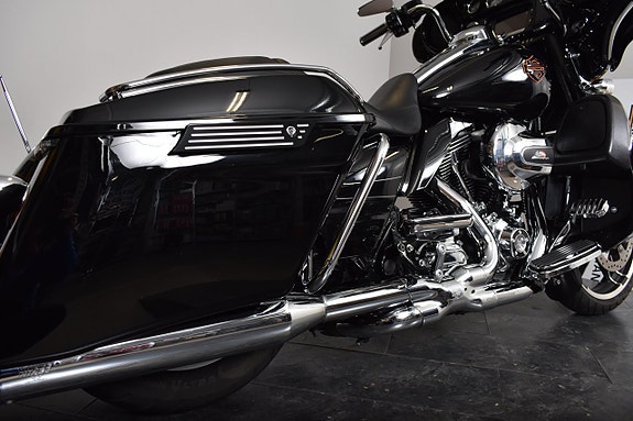 Harley-Davidson STREET GLIDE SPECIAL KOLLA UTRUSTNING / LEGEND AIR SUSPENSION BAK 12 of 18