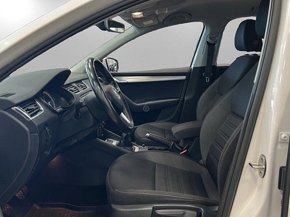 Skoda Octavia 11 of 19