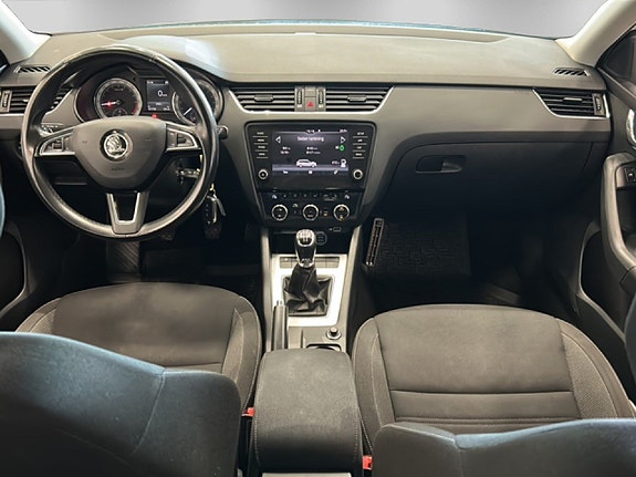 Skoda Octavia 10 of 19