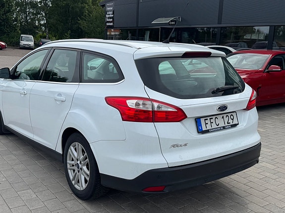 Ford Focus 3 of 6