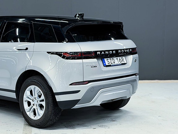 Land Rover Range Rover Evoque 9 of 19