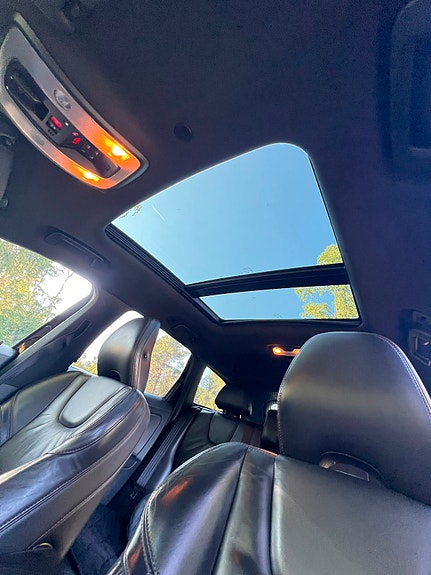 Volvo XC60 5 of 10