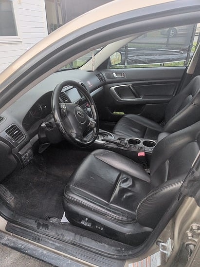 Subaru Outback 4 of 6