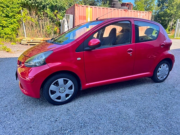 Toyota Aygo 3 of 4
