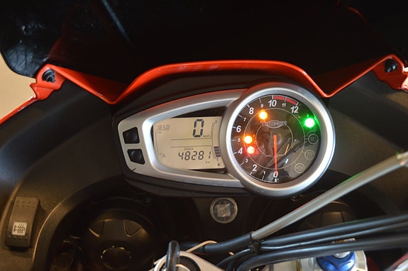 Triumph Motorcycles Tiger Touring 10 of 13
