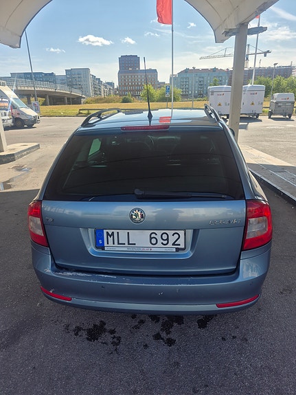 Skoda Octavia 4 of 7