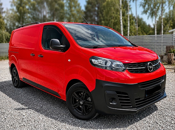Opel Vivaro 2 of 2