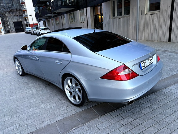 Mercedes-Benz CLS350 6 of 10