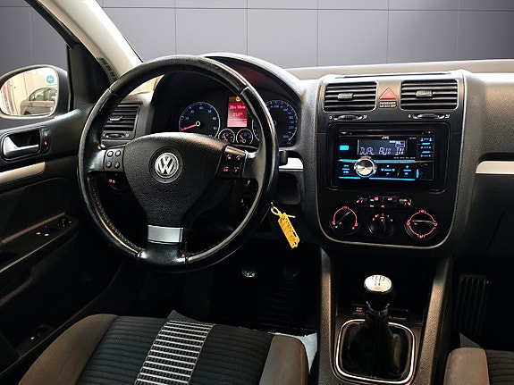 Volkswagen Golf I 19 of 21