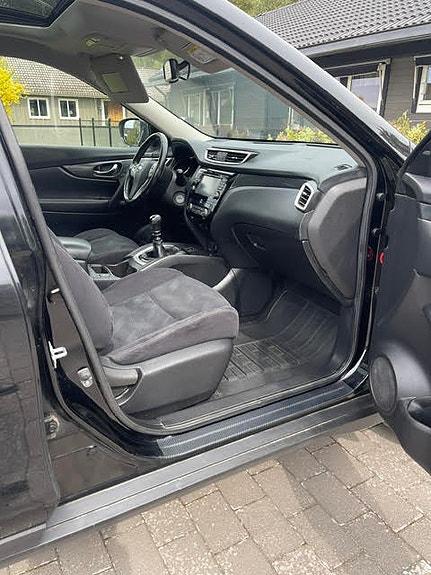 Nissan X-Trail 8 of 9