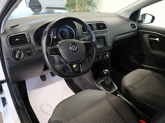 Volkswagen Polo 6 of 14
