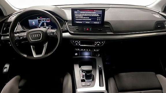 Audi Q5 10 of 21