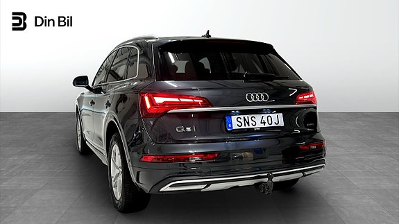 Audi Q5 3 of 21