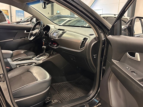Kia Sportage 13 of 27