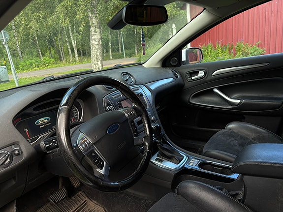 Ford Mondeo 3 of 4