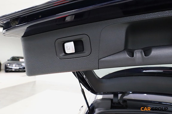 Mercedes-Benz E220 26 of 27