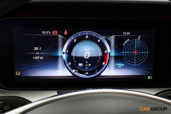 Mercedes-Benz E220 16 of 27