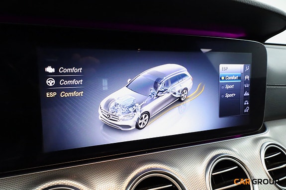 Mercedes-Benz E220 23 of 27