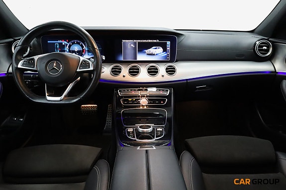 Mercedes-Benz E220 9 of 27
