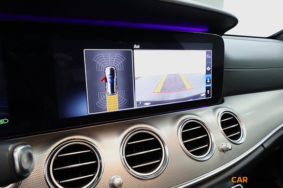 Mercedes-Benz E220 17 of 27