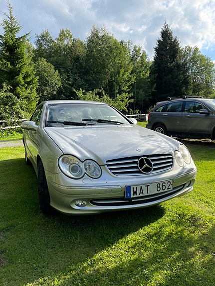 Mercedes-Benz CLK200 7 of 8