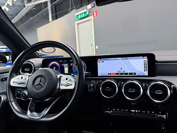 Mercedes-Benz CLA200 d 13 of 17