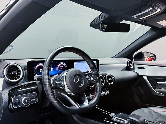 Mercedes-Benz CLA200 d 11 of 17