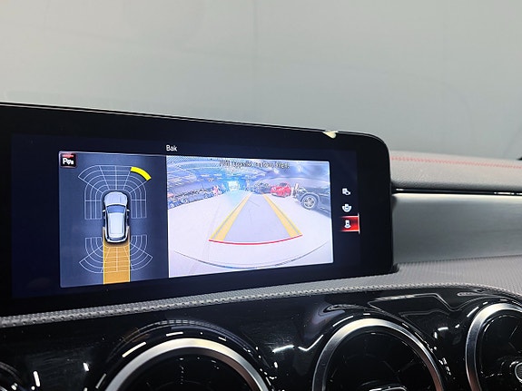 Mercedes-Benz CLA200 d 5 of 17