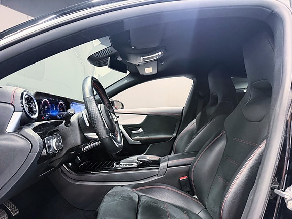 Mercedes-Benz CLA200 d 8 of 17