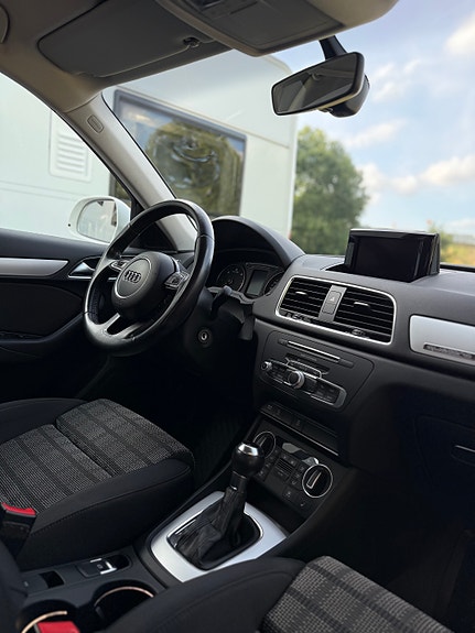 Audi Q3 7 of 10