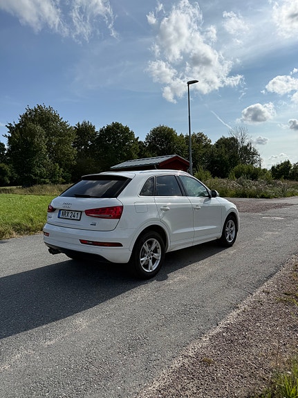 Audi Q3 3 of 10