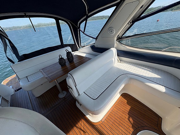 Bavaria 330 Sport - 2x Volvo Penta KAD43 12 of 22