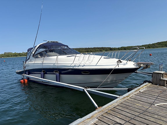 Bavaria 330 Sport - 2x Volvo Penta KAD43 22 of 22